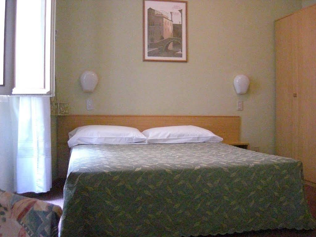 Modena Old Town Hotel