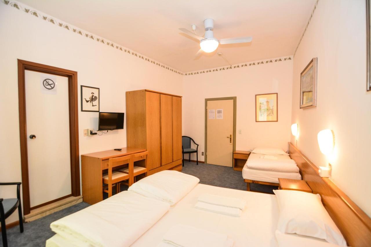 Hotel Modena Old Town Malcesine
