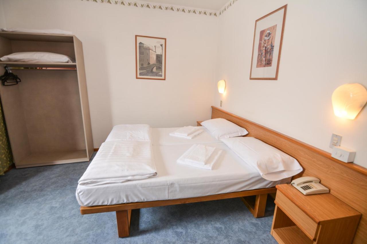 Modena Old Town Hotel 2*