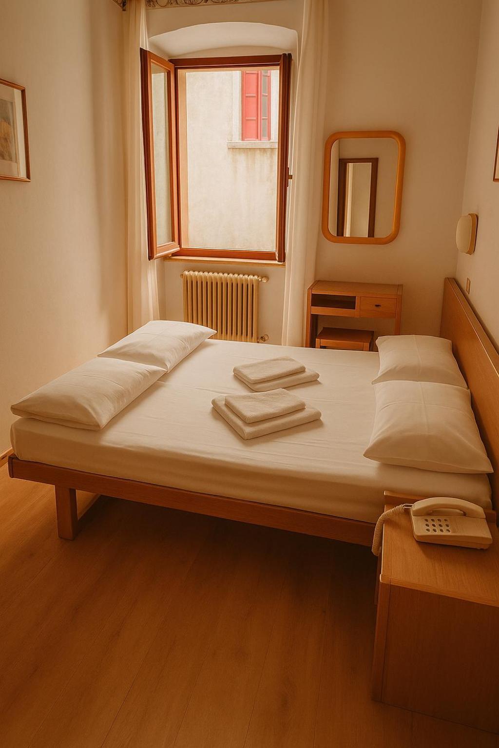Hotel Modena Old Town Malcesine