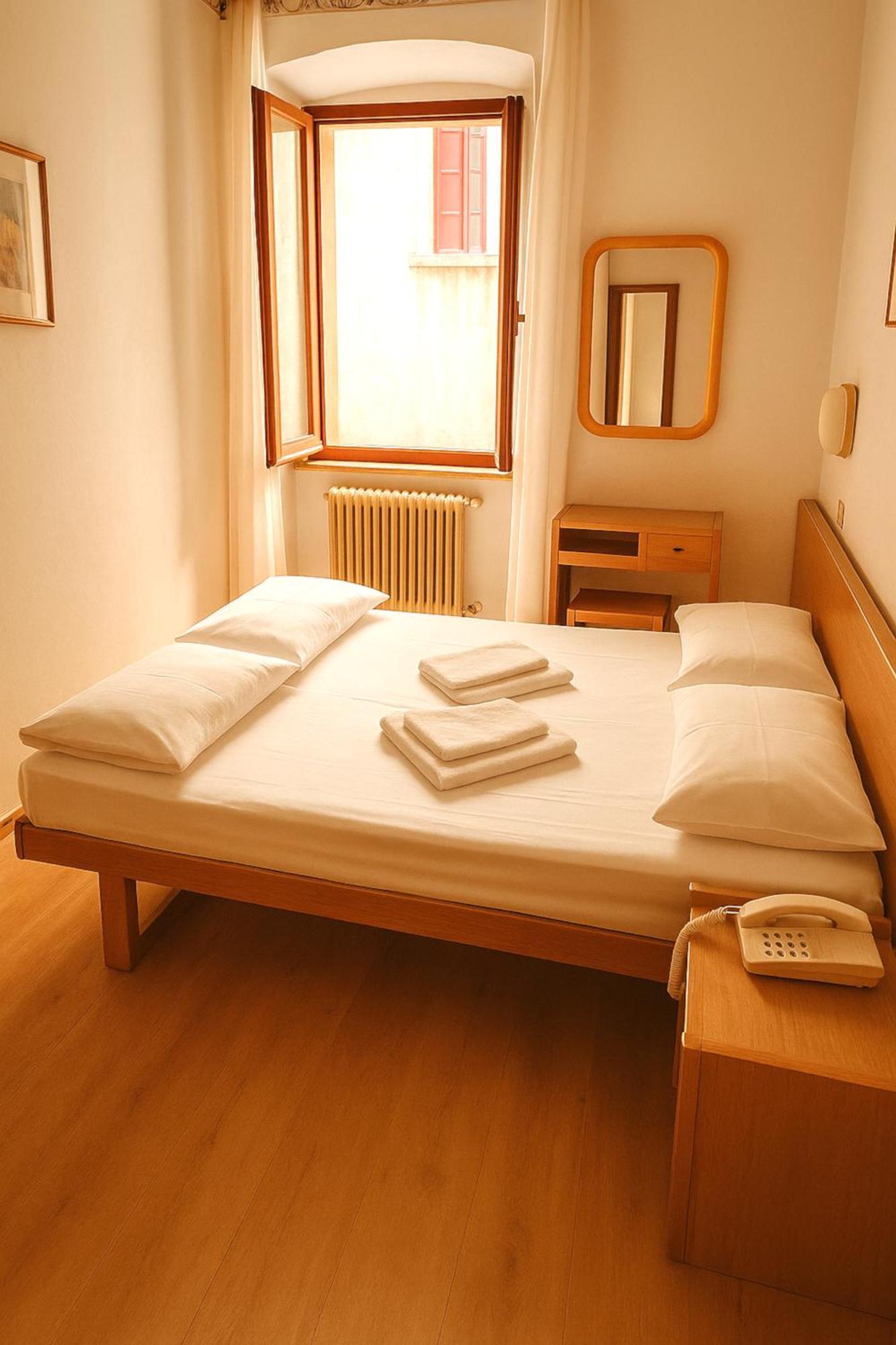 Hotel Modena Old Town