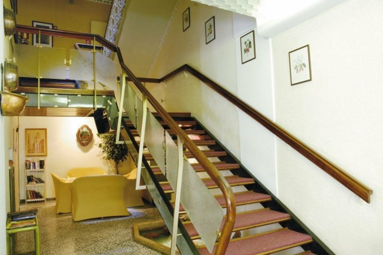 Modena Hotel